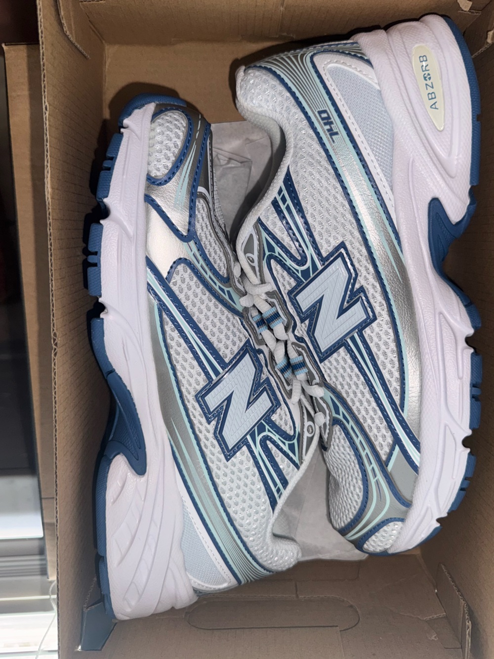 New Balance White and Blue 740 Kids Sneakers